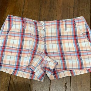 SO plaid shorts
